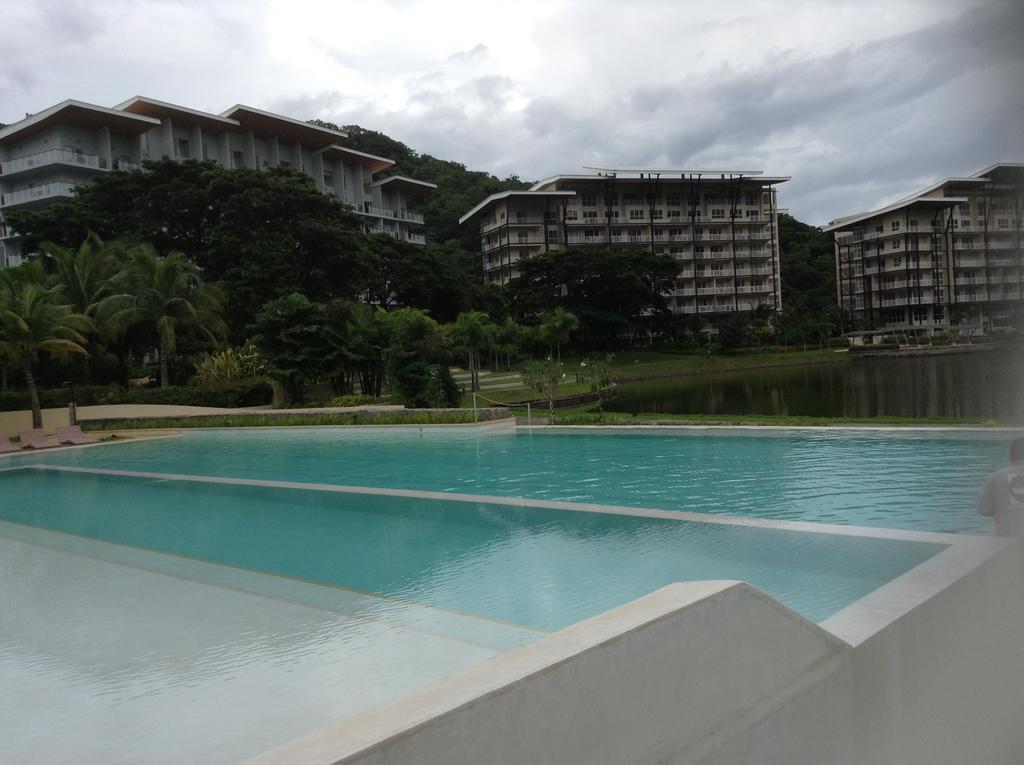 Pico Beach Front Condo Nasugbu Exterior foto